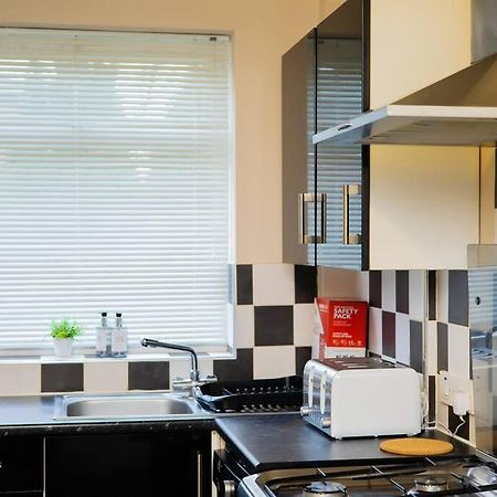Isinmi Home - Close To Mcr City Manchester Extérieur photo