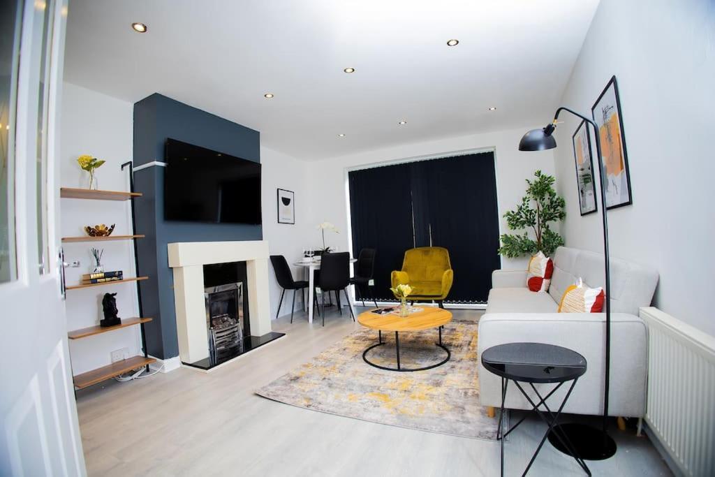 Isinmi Home - Close To Mcr City Manchester Extérieur photo