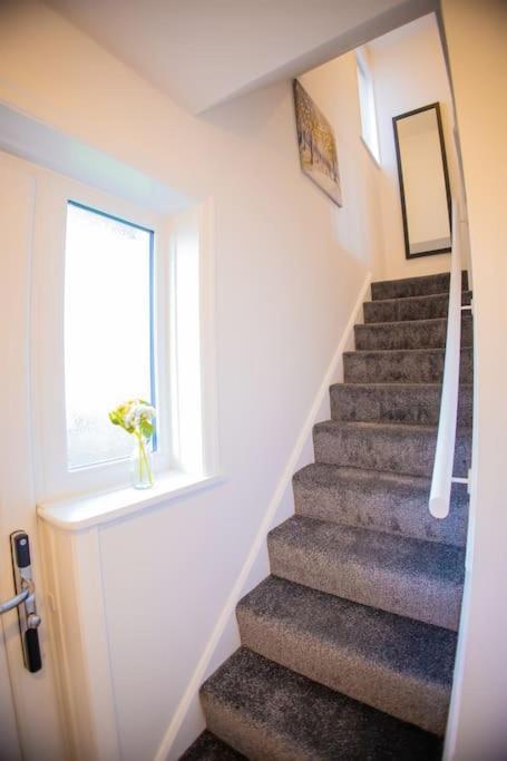 Isinmi Home - Close To Mcr City Manchester Extérieur photo